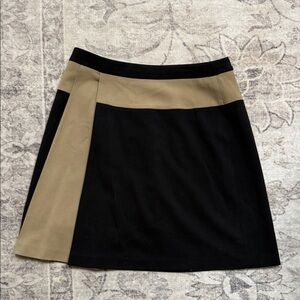 Club Monaco Black and Tan A-Line Skirt